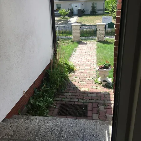 Souterrain Near Berlin In Quiet Area Apartment