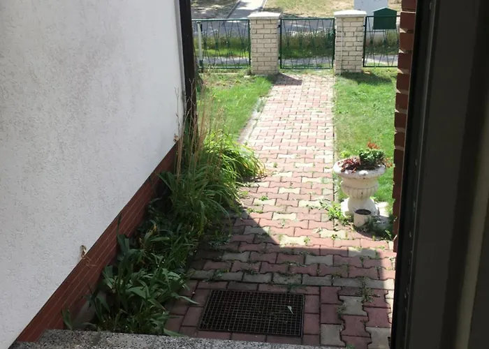 Souterrain Near Berlin In Quiet Area Apartment